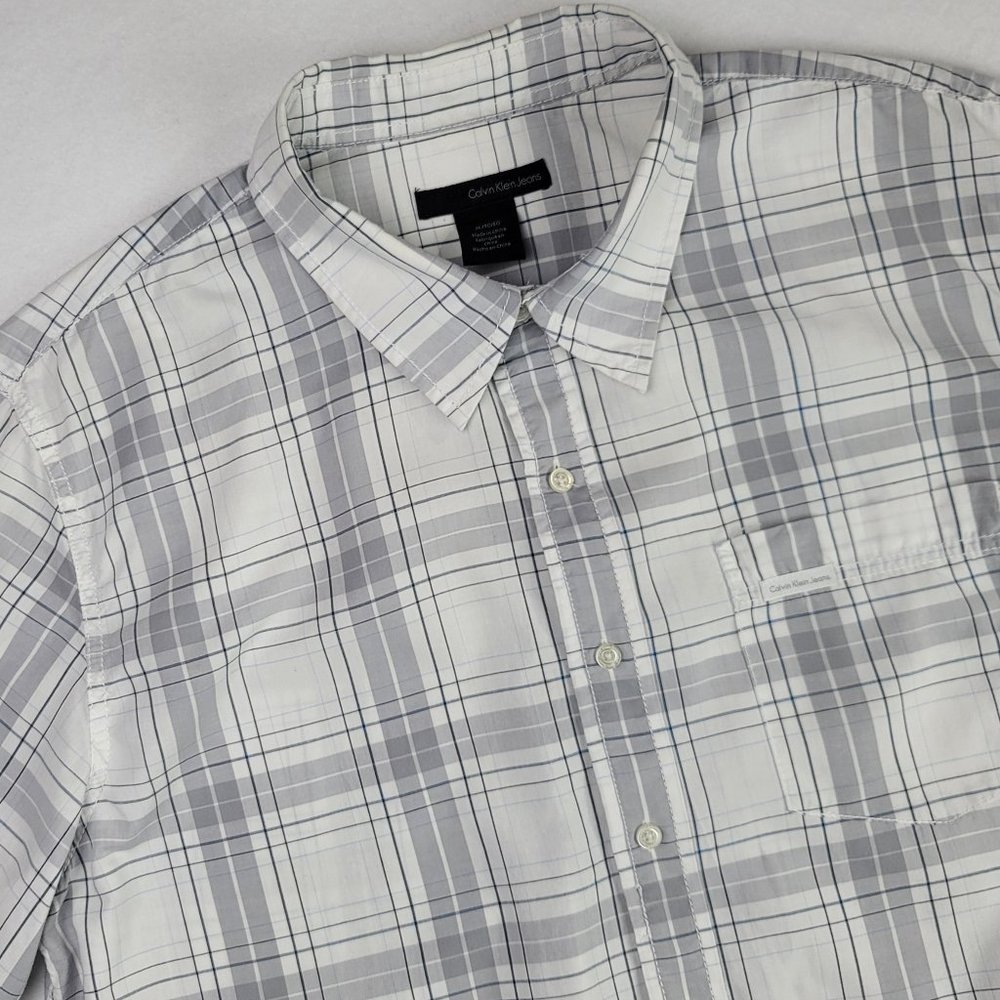 Calvin Klein Jeans Button Up Shirt Mens XL White Plaid Casual